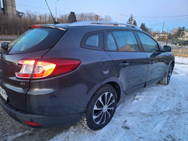 Черный Рено Меган, объемом двигателя 1.5 л и пробегом 240 тыс. км за 6500 $, фото 2 на Automoto.ua