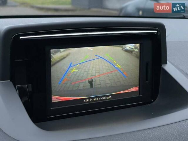 Черный Рено Меган, объемом двигателя 1.5 л и пробегом 214 тыс. км за 8800 $, фото 69 на Automoto.ua