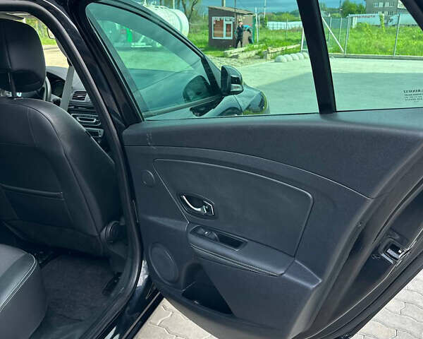 Черный Рено Меган, объемом двигателя 1.5 л и пробегом 240 тыс. км за 7700 $, фото 19 на Automoto.ua