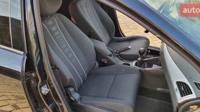 Черный Рено Меган, объемом двигателя 1.46 л и пробегом 280 тыс. км за 7200 $, фото 11 на Automoto.ua