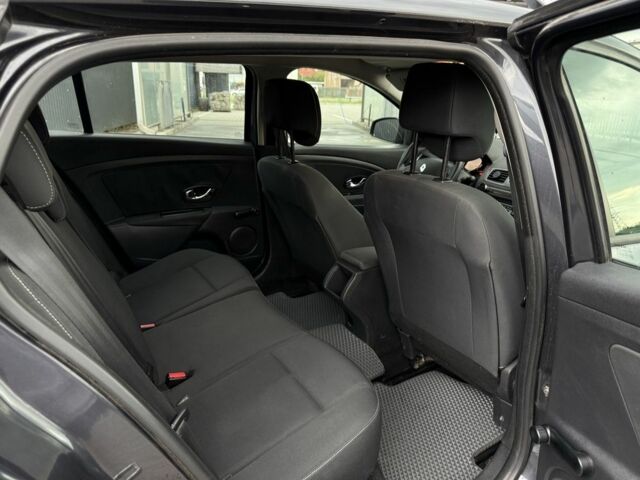 Черный Рено Меган, объемом двигателя 1.5 л и пробегом 329 тыс. км за 6700 $, фото 12 на Automoto.ua