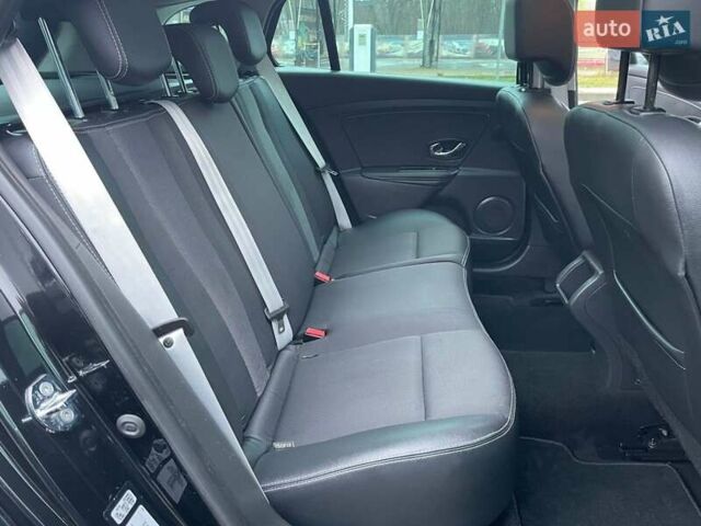 Черный Рено Меган, объемом двигателя 1.5 л и пробегом 214 тыс. км за 8800 $, фото 83 на Automoto.ua