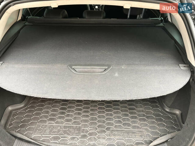 Чорний Рено Меган, об'ємом двигуна 1.5 л та пробігом 227 тис. км за 8800 $, фото 22 на Automoto.ua