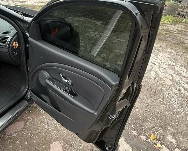Черный Рено Меган, объемом двигателя 1.46 л и пробегом 154 тыс. км за 6800 $, фото 18 на Automoto.ua