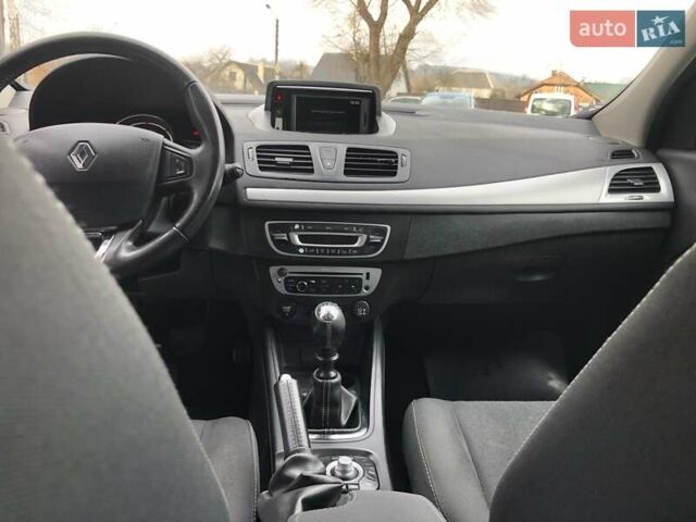Черный Рено Меган, объемом двигателя 1.5 л и пробегом 185 тыс. км за 7600 $, фото 8 на Automoto.ua