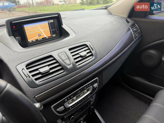 Черный Рено Меган, объемом двигателя 1.46 л и пробегом 255 тыс. км за 7000 $, фото 13 на Automoto.ua