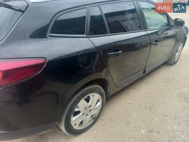 Черный Рено Меган, объемом двигателя 1.46 л и пробегом 247 тыс. км за 7600 $, фото 2 на Automoto.ua
