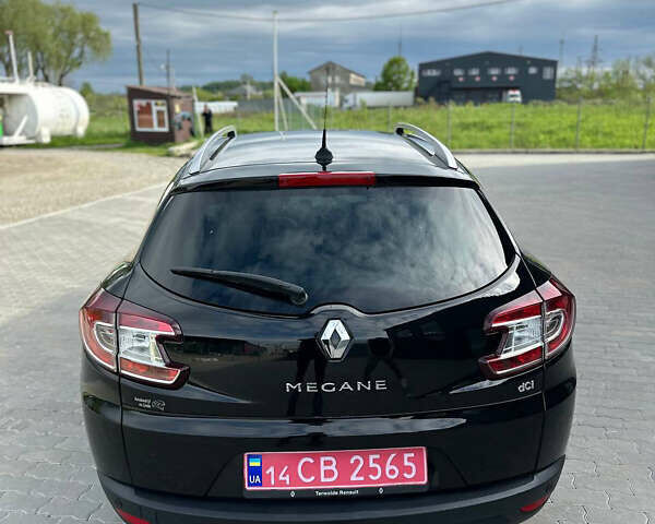 Черный Рено Меган, объемом двигателя 1.5 л и пробегом 240 тыс. км за 7700 $, фото 5 на Automoto.ua