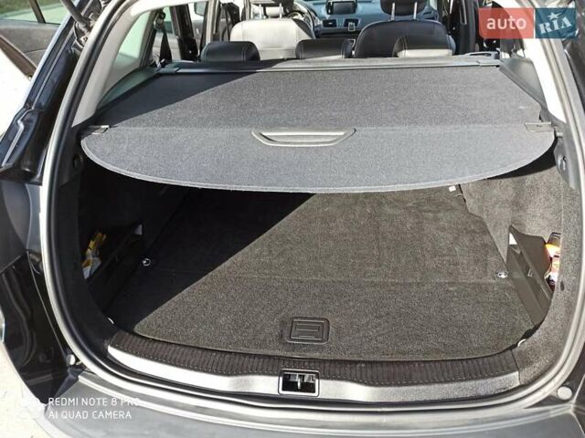 Чорний Рено Меган, об'ємом двигуна 1.46 л та пробігом 219 тис. км за 8600 $, фото 24 на Automoto.ua