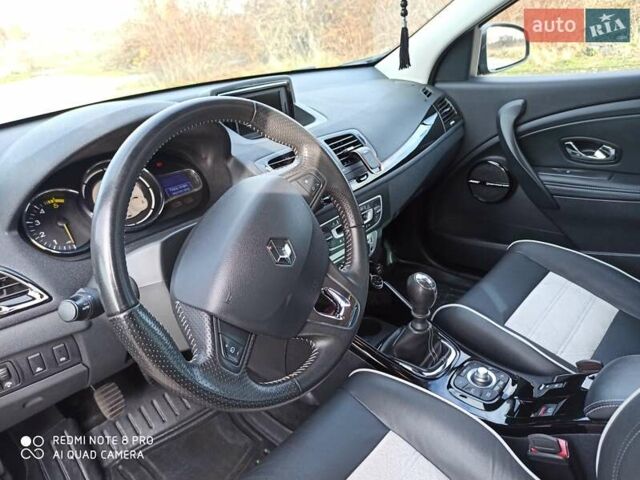 Чорний Рено Меган, об'ємом двигуна 1.46 л та пробігом 219 тис. км за 8600 $, фото 75 на Automoto.ua