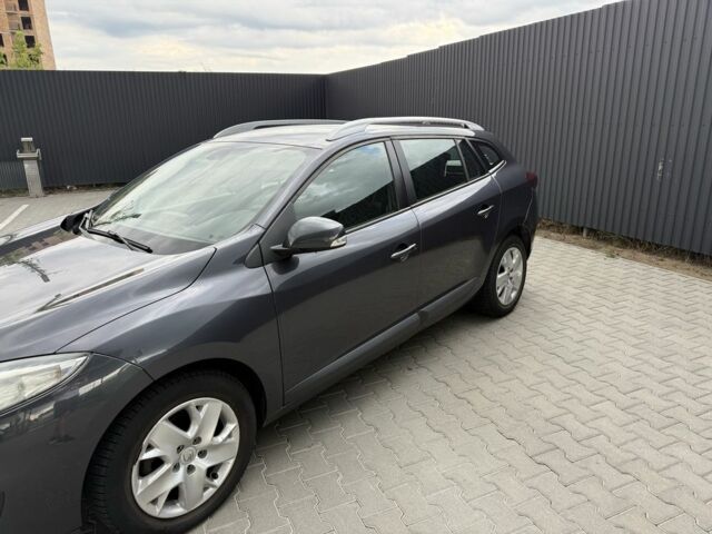 Черный Рено Меган, объемом двигателя 1.5 л и пробегом 329 тыс. км за 6700 $, фото 3 на Automoto.ua