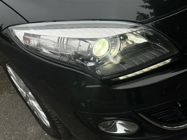 Черный Рено Меган, объемом двигателя 1.5 л и пробегом 260 тыс. км за 8600 $, фото 11 на Automoto.ua