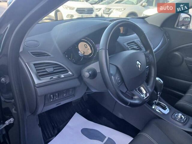 Черный Рено Меган, объемом двигателя 1.46 л и пробегом 238 тыс. км за 8500 $, фото 12 на Automoto.ua