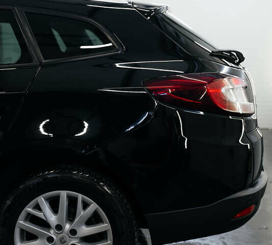 Черный Рено Меган, объемом двигателя 1.46 л и пробегом 290 тыс. км за 8400 $, фото 8 на Automoto.ua