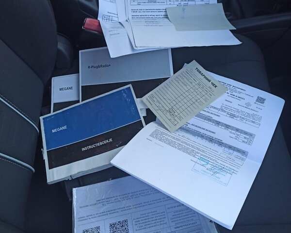 Черный Рено Меган, объемом двигателя 1.46 л и пробегом 228 тыс. км за 9400 $, фото 51 на Automoto.ua