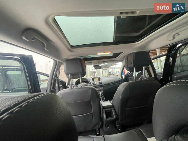 Чорний Рено Меган, об'ємом двигуна 1.46 л та пробігом 230 тис. км за 9000 $, фото 15 на Automoto.ua