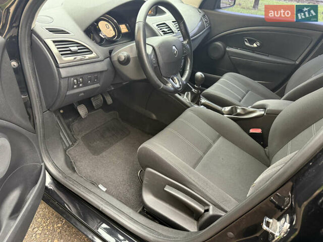 Черный Рено Меган, объемом двигателя 1.46 л и пробегом 255 тыс. км за 7000 $, фото 11 на Automoto.ua