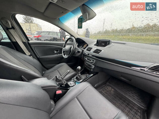 Черный Рено Меган, объемом двигателя 1.5 л и пробегом 280 тыс. км за 8600 $, фото 28 на Automoto.ua