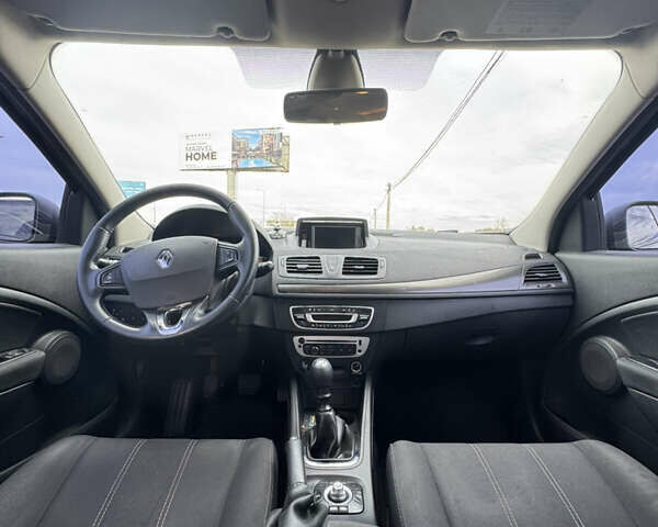 Чорний Рено Меган, об'ємом двигуна 1.5 л та пробігом 255 тис. км за 6900 $, фото 3 на Automoto.ua