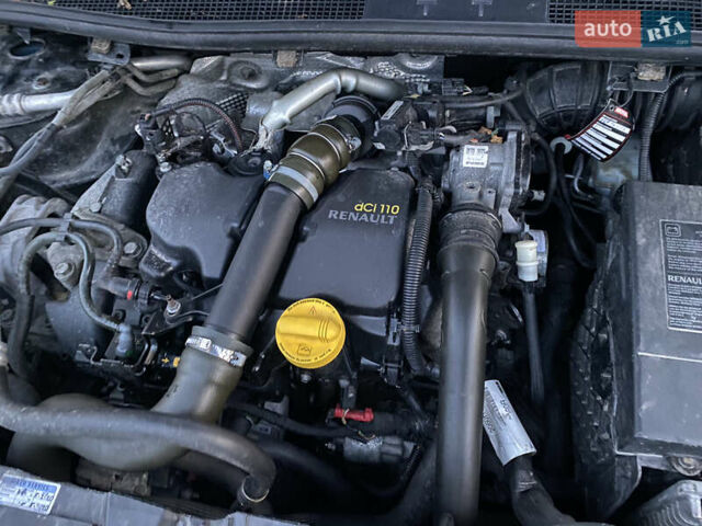 Черный Рено Меган, объемом двигателя 1.46 л и пробегом 263 тыс. км за 8600 $, фото 14 на Automoto.ua