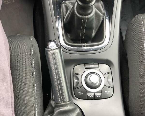 Черный Рено Меган, объемом двигателя 1.5 л и пробегом 185 тыс. км за 7600 $, фото 11 на Automoto.ua