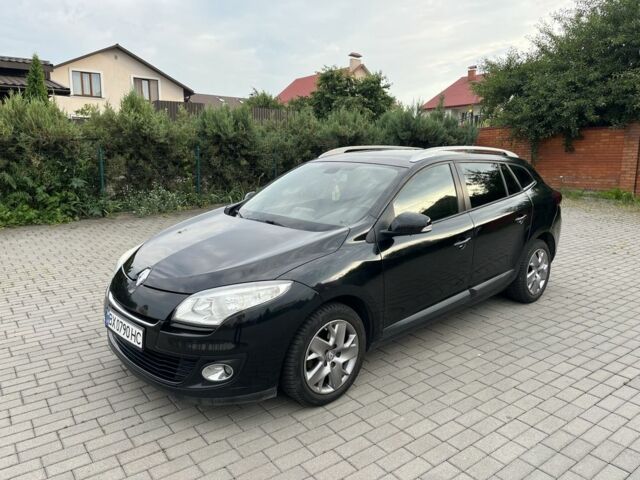 Чорний Рено Меган, об'ємом двигуна 1.5 л та пробігом 202 тис. км за 7700 $, фото 1 на Automoto.ua