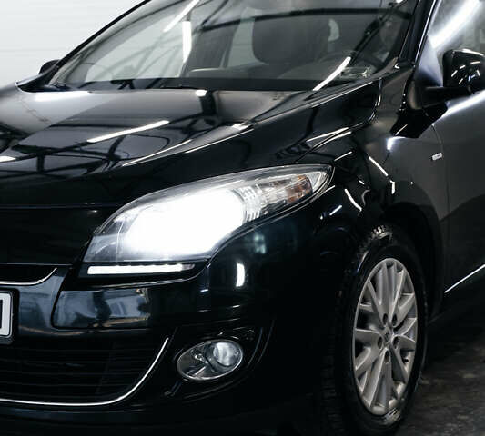 Черный Рено Меган, объемом двигателя 1.46 л и пробегом 290 тыс. км за 8400 $, фото 45 на Automoto.ua