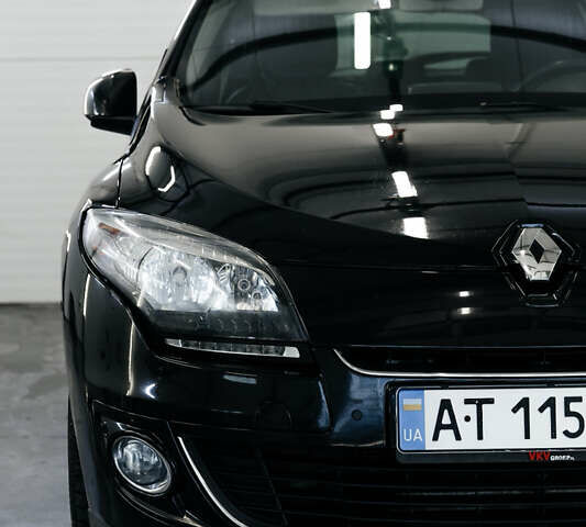 Черный Рено Меган, объемом двигателя 1.46 л и пробегом 290 тыс. км за 8400 $, фото 12 на Automoto.ua