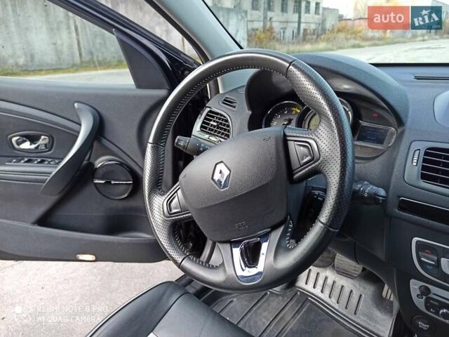 Чорний Рено Меган, об'ємом двигуна 1.46 л та пробігом 219 тис. км за 8600 $, фото 76 на Automoto.ua