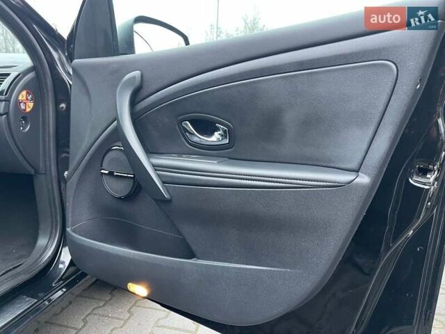 Черный Рено Меган, объемом двигателя 1.5 л и пробегом 214 тыс. км за 8800 $, фото 89 на Automoto.ua