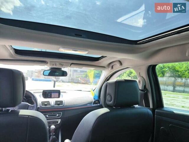 Черный Рено Меган, объемом двигателя 1.46 л и пробегом 300 тыс. км за 8500 $, фото 38 на Automoto.ua