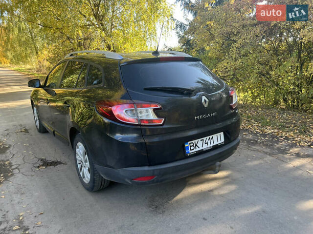 Черный Рено Меган, объемом двигателя 1.5 л и пробегом 243 тыс. км за 7999 $, фото 5 на Automoto.ua