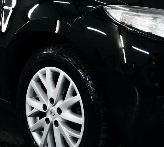 Черный Рено Меган, объемом двигателя 1.46 л и пробегом 290 тыс. км за 8400 $, фото 2 на Automoto.ua