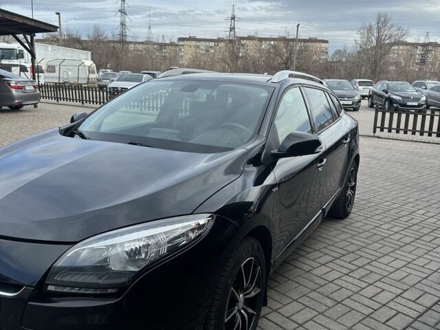 Черный Рено Меган, объемом двигателя 1.5 л и пробегом 183 тыс. км за 1599 $, фото 22 на Automoto.ua