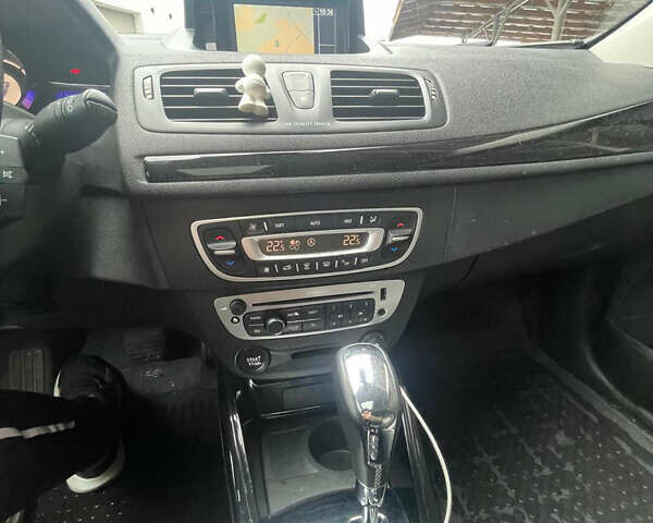 Чорний Рено Меган, об'ємом двигуна 1.46 л та пробігом 230 тис. км за 9000 $, фото 4 на Automoto.ua