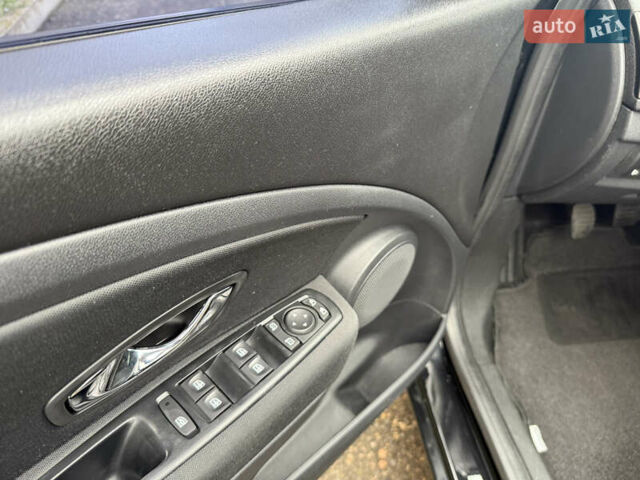 Черный Рено Меган, объемом двигателя 1.46 л и пробегом 255 тыс. км за 7000 $, фото 10 на Automoto.ua