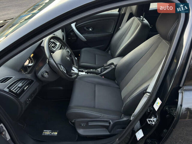 Черный Рено Меган, объемом двигателя 1.5 л и пробегом 240 тыс. км за 8950 $, фото 71 на Automoto.ua