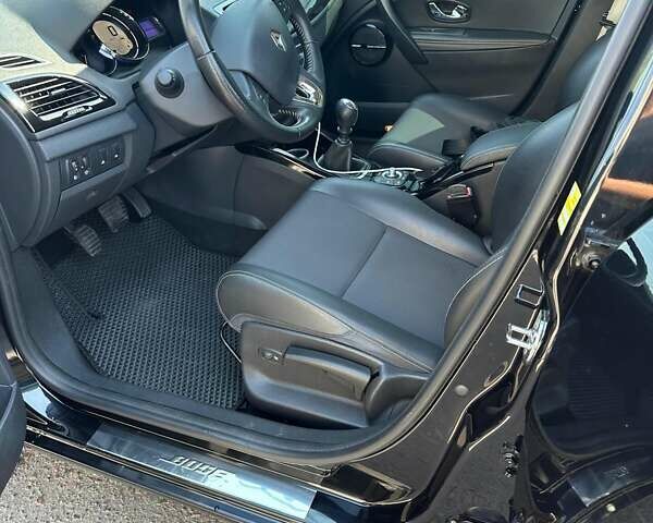 Чорний Рено Меган, об'ємом двигуна 1.6 л та пробігом 183 тис. км за 9200 $, фото 15 на Automoto.ua