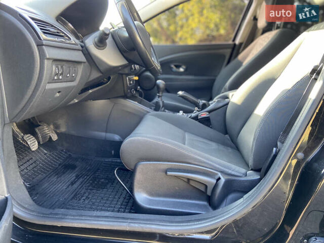 Черный Рено Меган, объемом двигателя 1.5 л и пробегом 236 тыс. км за 7500 $, фото 15 на Automoto.ua