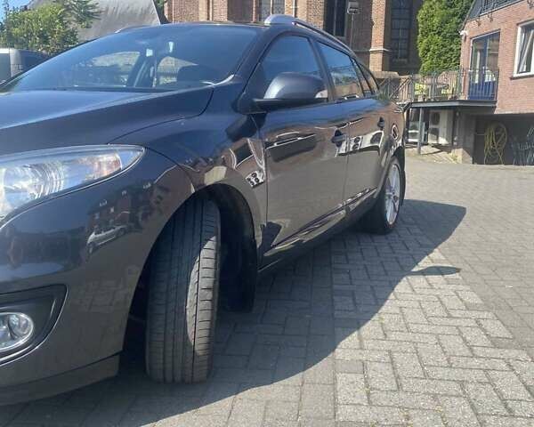 Черный Рено Меган, объемом двигателя 1.5 л и пробегом 241 тыс. км за 8700 $, фото 5 на Automoto.ua