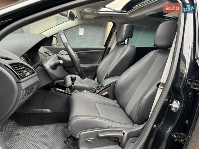 Черный Рено Меган, объемом двигателя 1.5 л и пробегом 290 тыс. км за 8350 $, фото 40 на Automoto.ua