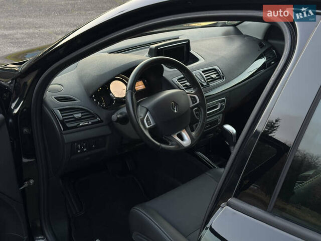 Черный Рено Меган, объемом двигателя 1.5 л и пробегом 240 тыс. км за 8950 $, фото 53 на Automoto.ua