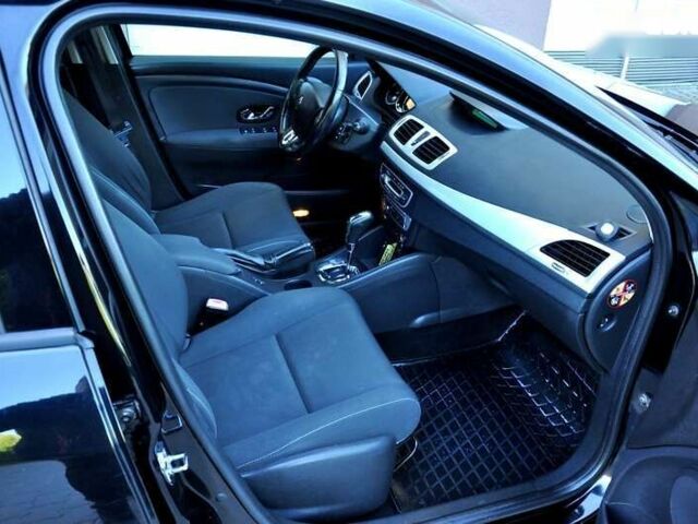 Черный Рено Меган, объемом двигателя 1.5 л и пробегом 240 тыс. км за 6999 $, фото 16 на Automoto.ua