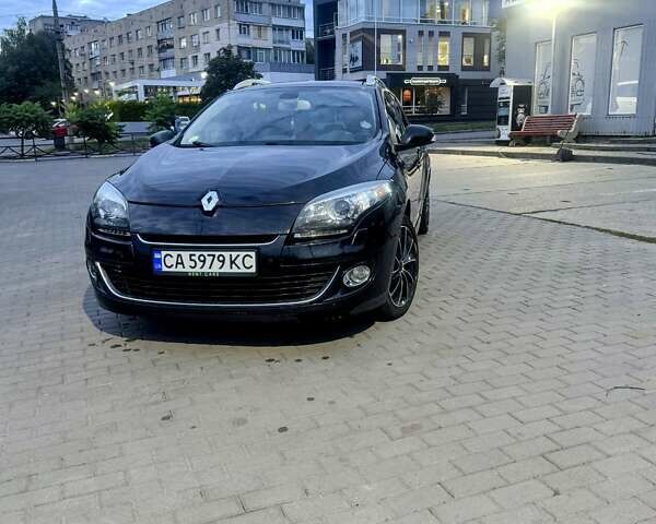 Черный Рено Меган, объемом двигателя 1.5 л и пробегом 235 тыс. км за 10500 $, фото 3 на Automoto.ua