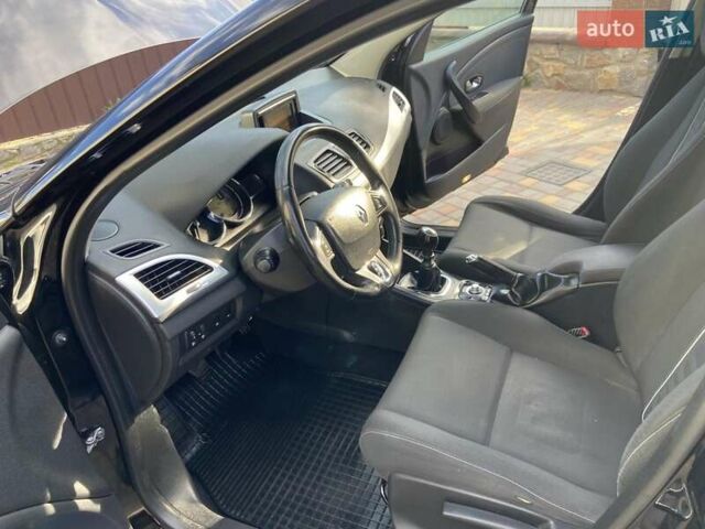 Черный Рено Меган, объемом двигателя 1.48 л и пробегом 308 тыс. км за 8200 $, фото 16 на Automoto.ua