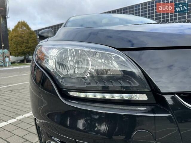 Чорний Рено Меган, об'ємом двигуна 1.6 л та пробігом 198 тис. км за 9500 $, фото 16 на Automoto.ua