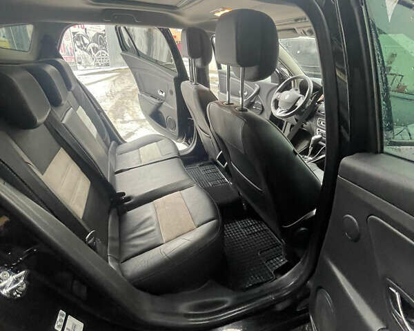 Чорний Рено Меган, об'ємом двигуна 1.46 л та пробігом 230 тис. км за 9000 $, фото 17 на Automoto.ua