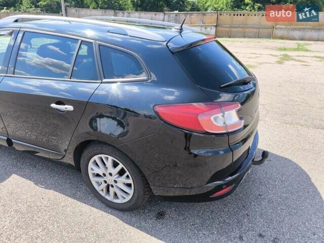Черный Рено Меган, объемом двигателя 1.46 л и пробегом 300 тыс. км за 8500 $, фото 8 на Automoto.ua