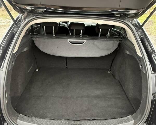 Черный Рено Меган, объемом двигателя 1.46 л и пробегом 154 тыс. км за 6800 $, фото 9 на Automoto.ua