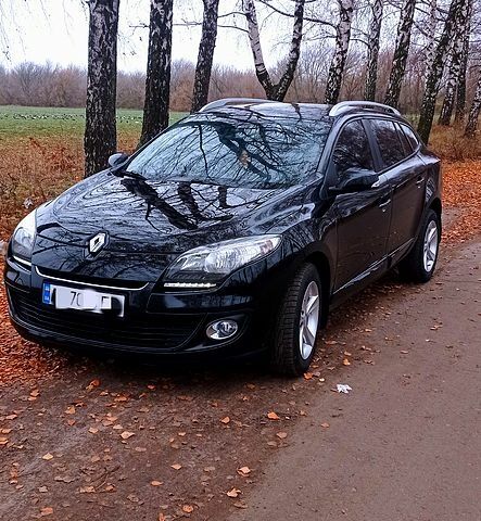 Черный Рено Меган, объемом двигателя 1.5 л и пробегом 244 тыс. км за 8100 $, фото 1 на Automoto.ua